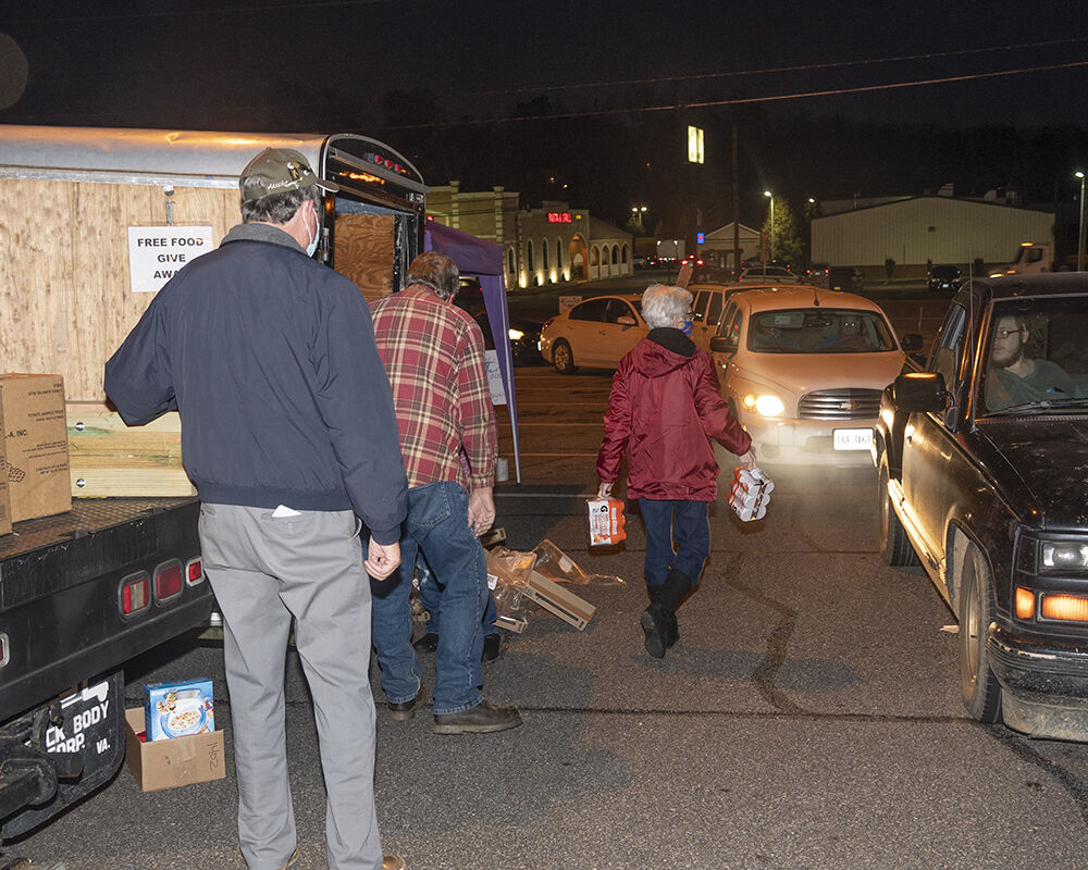 Thanksgiving Distribution